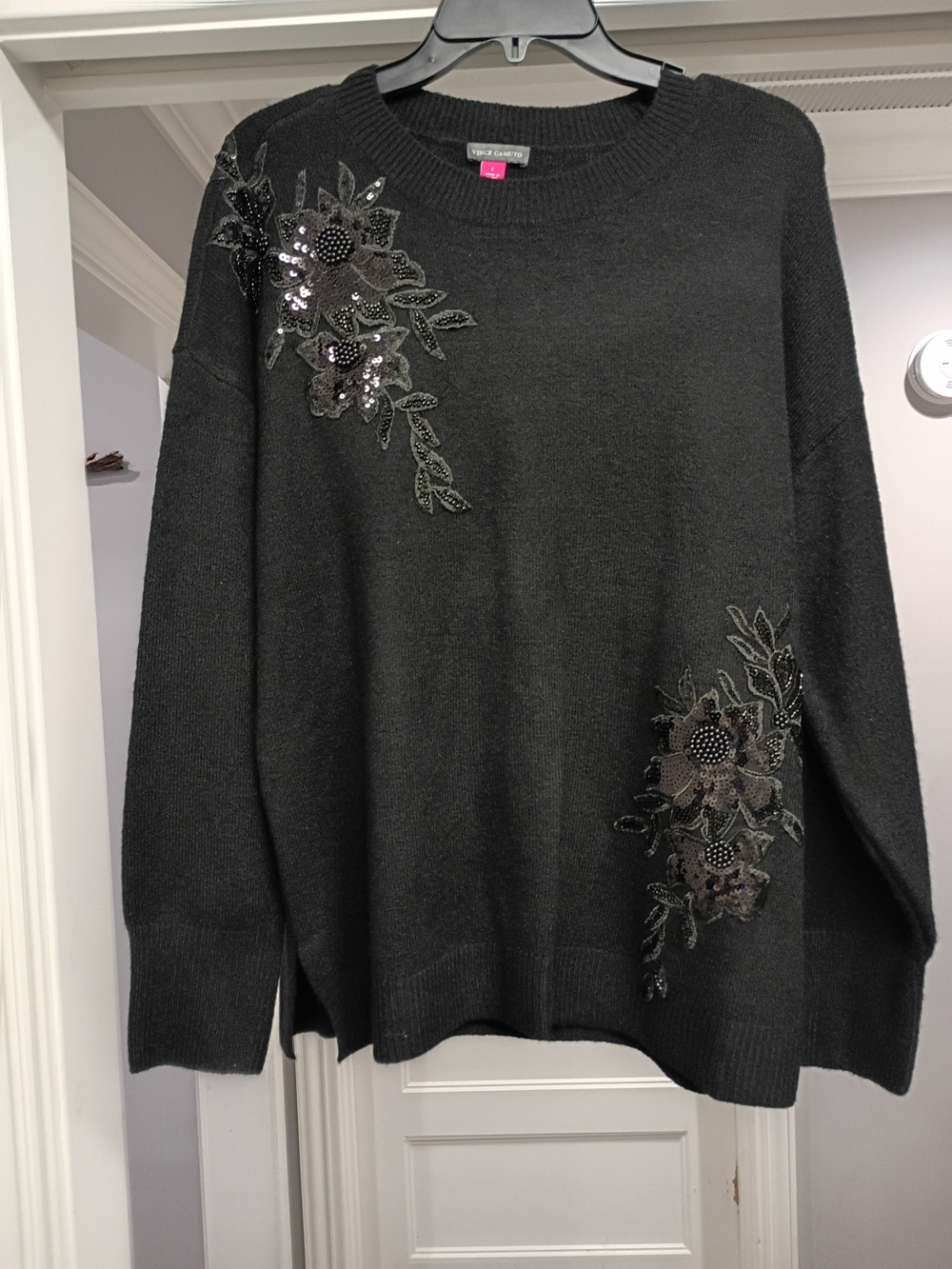 Vince Camuto Black Floral Sequin Crewneck Sweater Women's Size Large New